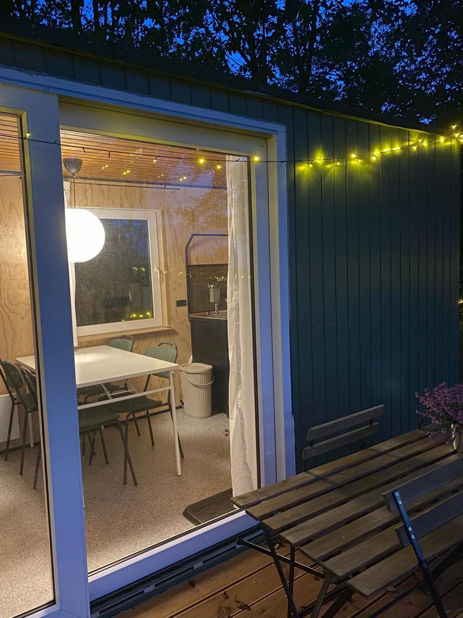 Kroghs Tiny Houses - Hyttebyen Гріндстед Екстер'єр фото